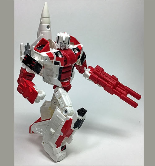 Transformers Collectors Club  Shattered Glass Starscream (2017)