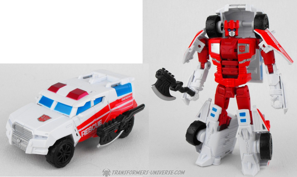 Combiner Wars  First Aid (2015)